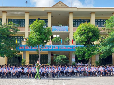 Tuyên truyền công tác Phòng cháy chữa cháy cho học sinh