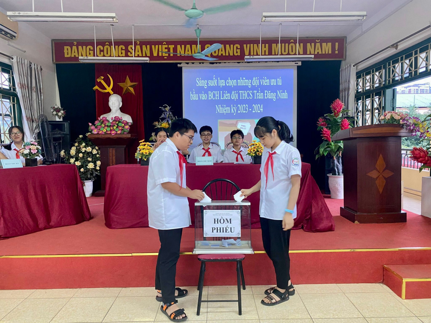 bỏ phiếu 3